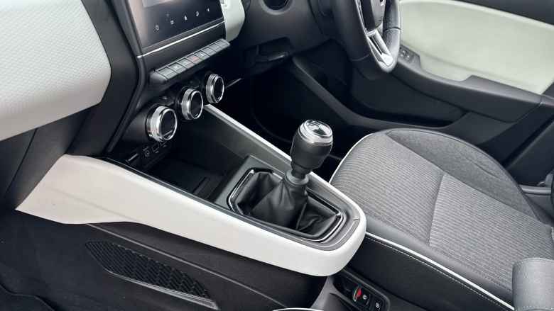 Renault Clio 1.0 TCe 90 Techno 5dr Petrol Hatchback